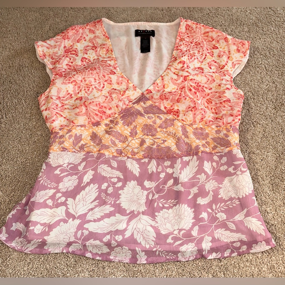 Axcess Sleeveless V-Neck Blouse. Size 12